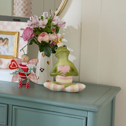 Rosy Fergal the Frog with Heart Decor