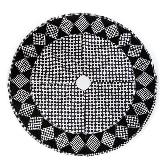 Courtly Harlequin Tree Skirt image number 0