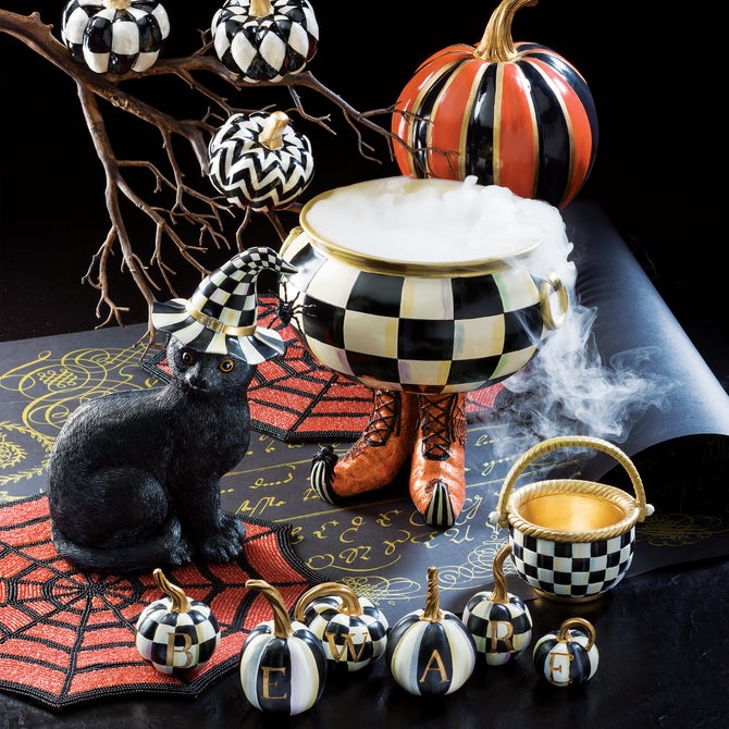 Courtly Check Small Basket image number 2