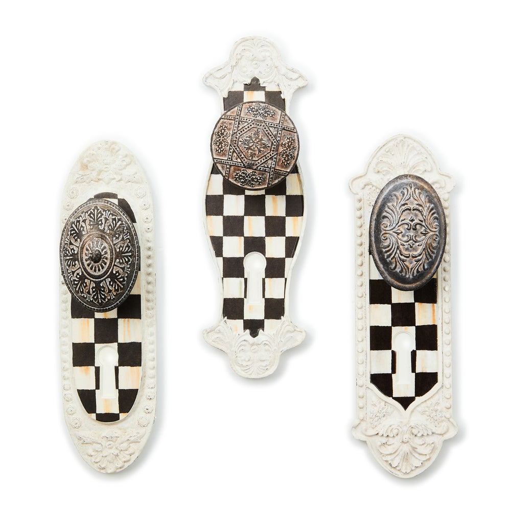 Courtly Door Knob Hooks, Set of 3 mackenzie-childs Panama imagen 1 Courtly Door Knob Hooks, Set of 3 mackenzie-childs Panama imagen 1