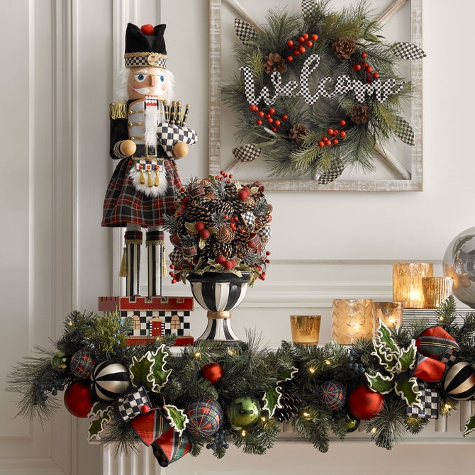 Tartastic Bagpiper Nutcracker image number 1