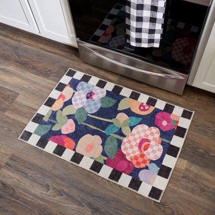 Posie Field 2' x 3' Washable Rug