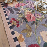 Tudor Rose 8' x 10' Washable Rug