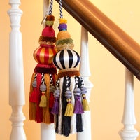 Black & White Bibelot Tassel