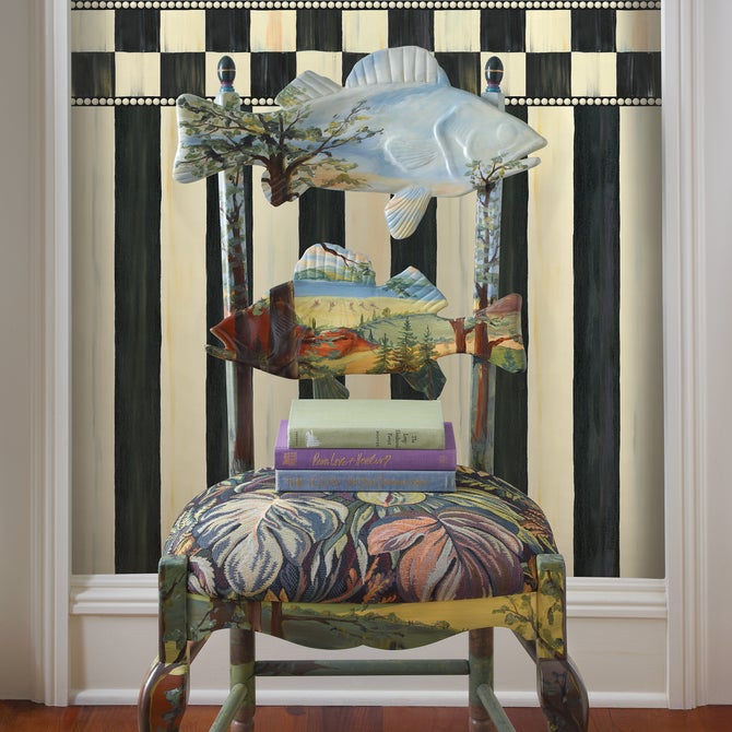 Courtly Stripe Wallpaper image number 1