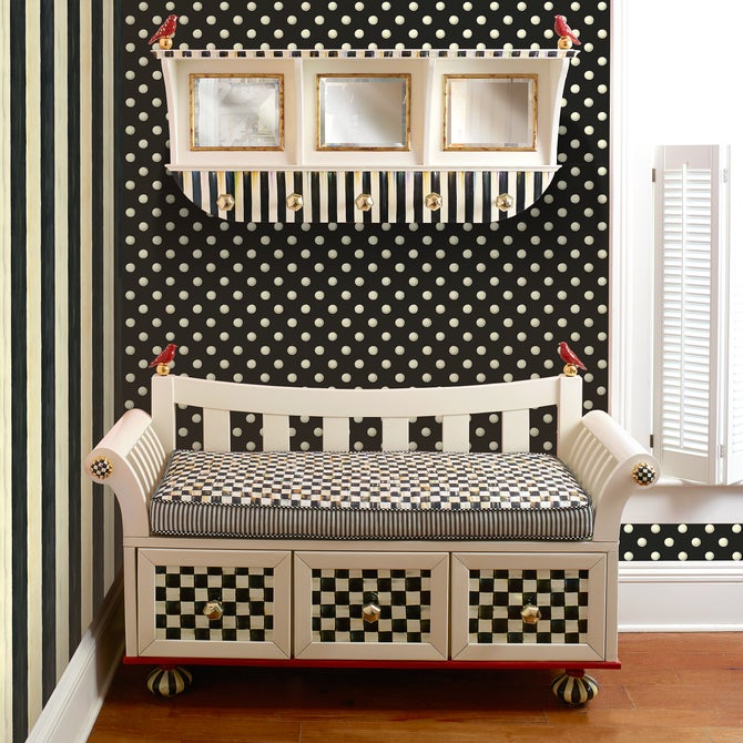 Courtly Stripe Wallpaper image number 6