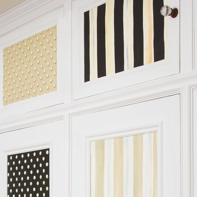 Courtly Stripe Wallpaper image number 3