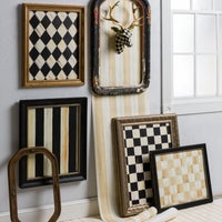 Courtly Stripe Wallpaper