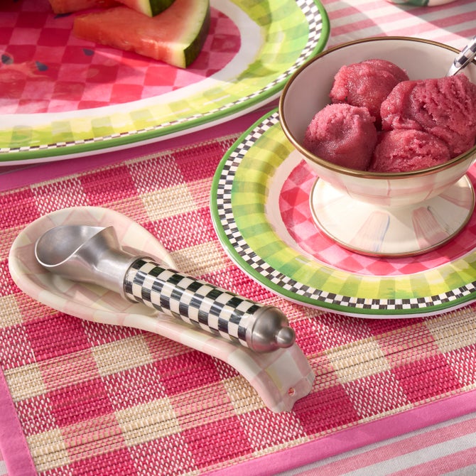 Courtly Check Supper Club Ice Cream Scoop image number 3