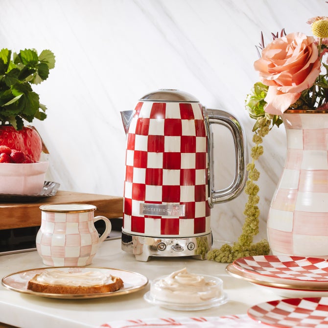 Cherry Check Electric Kettle image number 4