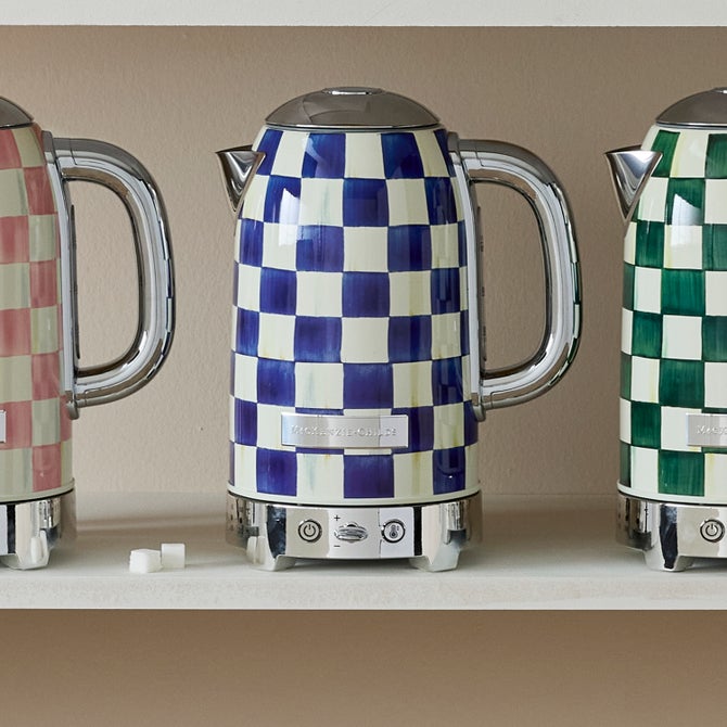 Royal Check Electric Kettle image number 2