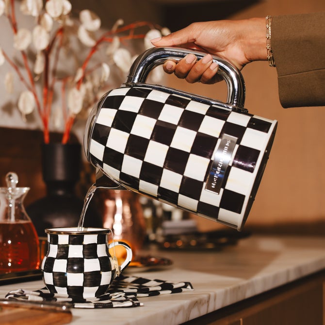 Courtly Check Electric Kettle image number 6