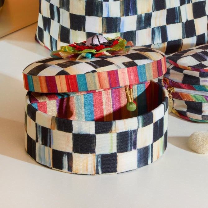 Courtly Check Round Jewelry Box image number 3