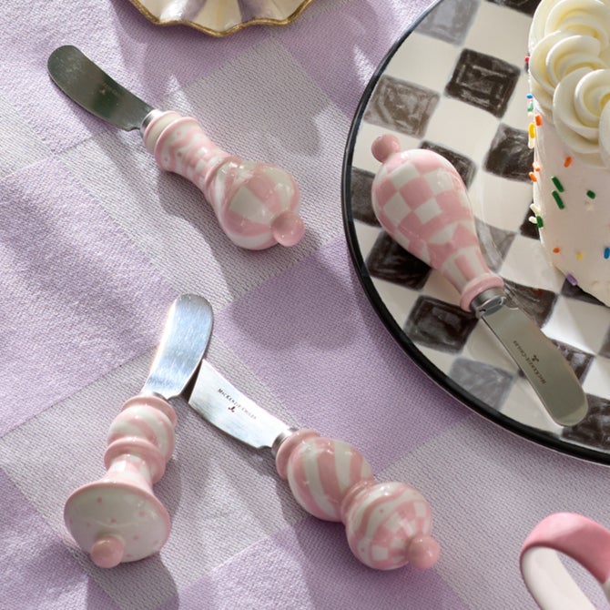 Rosy Check Party Spreaders, Set of 4 image number 1