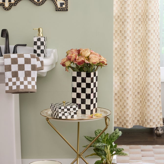 Courtly Check Pillar Vase image number 1