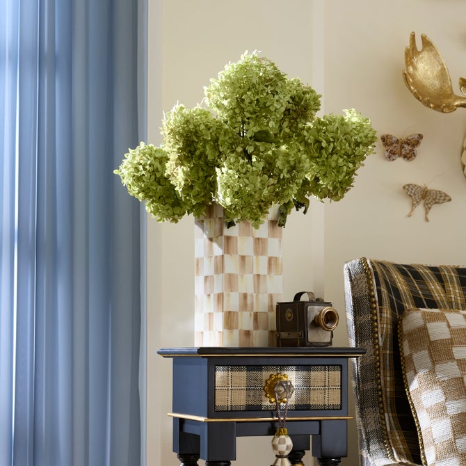 Mocha Check Pillar Vase image number 1