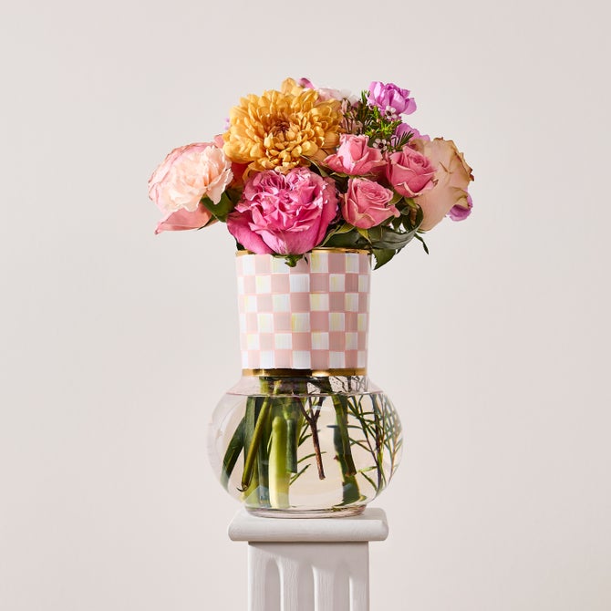 Rosy Check Glass Vase image number 5