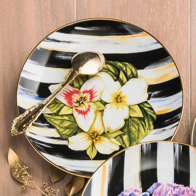 Thistle & Bee Salad Plate - Trillium image number 3