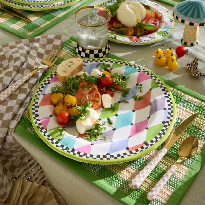 Palm Springs Melamine Dinner Plates, Set of 4 image number 3