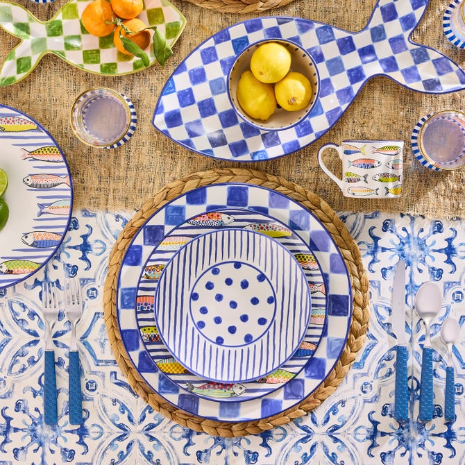 Go Fish Dinner Plate image number 3