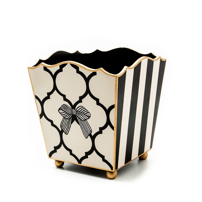 Pretty as a Bow Waste Bin image number 0