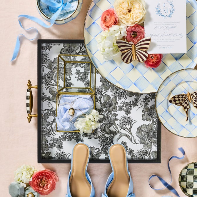 Courtly English Garden Serving Tray image number 3