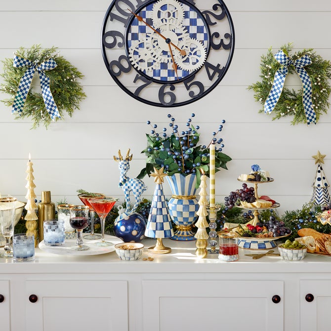 Royal Check Small Farmhouse Wall Clock image number 2