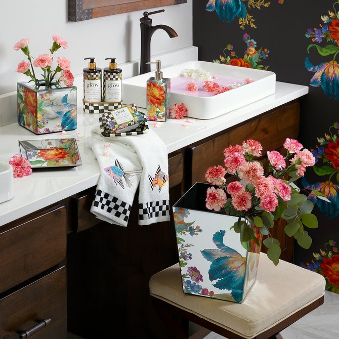 Flower Market Reflections Boutique Tissue Box Cover image number 1