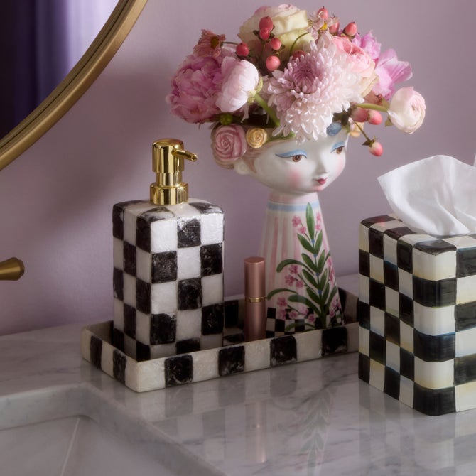 Courtly Check Capiz Bath Collection image number 11