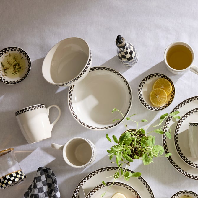 Courtly Check Everyday Pasta Bowls, Set of 4 image number 4