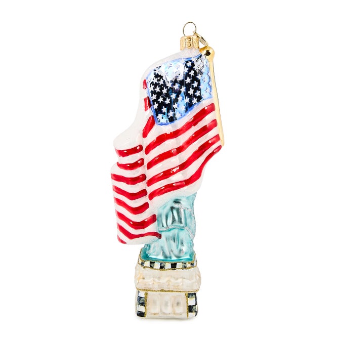 Statue of Liberty Glass Ornament image number 1