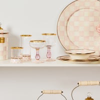 Rosy Check Wine Glass