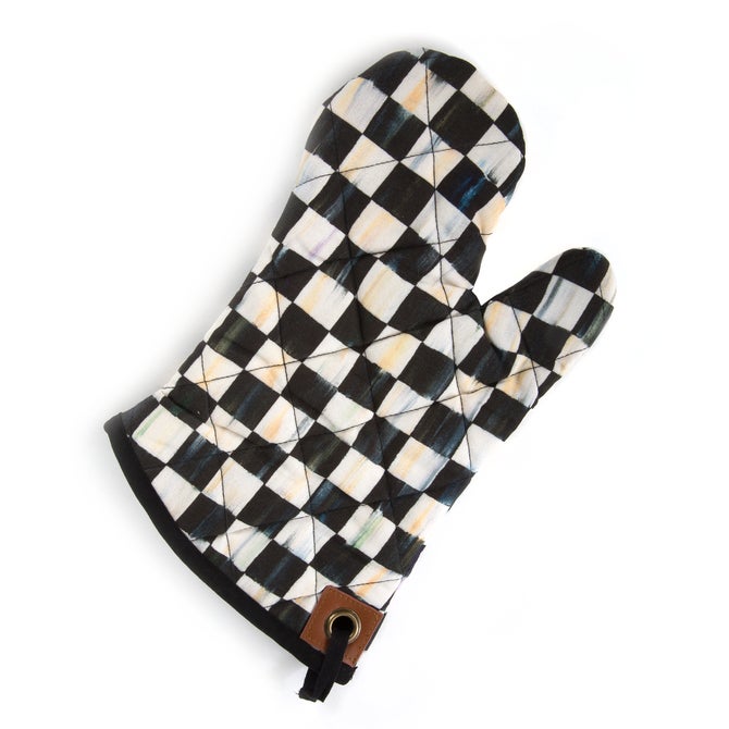 Courtly Check Bistro Oven Mitt image number 0