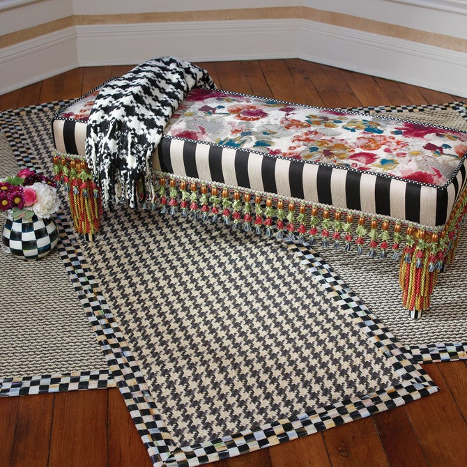 Black & Ivory Houndstooth Throw image number 12