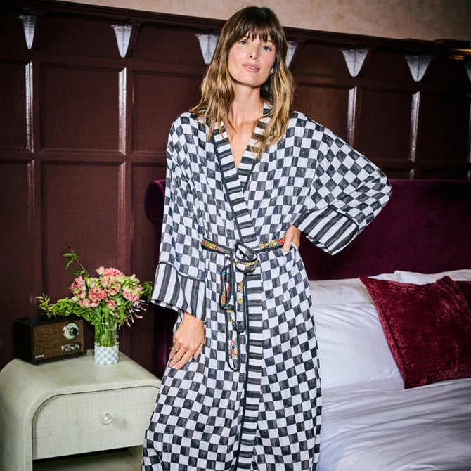 Courtly Flower Market Satin Robe image number 2