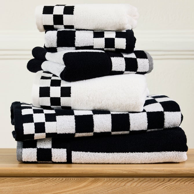 Black Check Bath Towel image number 1
