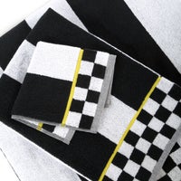 Courtly Stripe Bath Towel