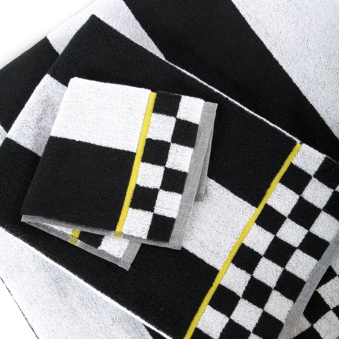 Courtly Stripe Bath Towel image number 2