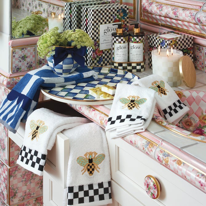 Royal Check Hand Towel image number 3