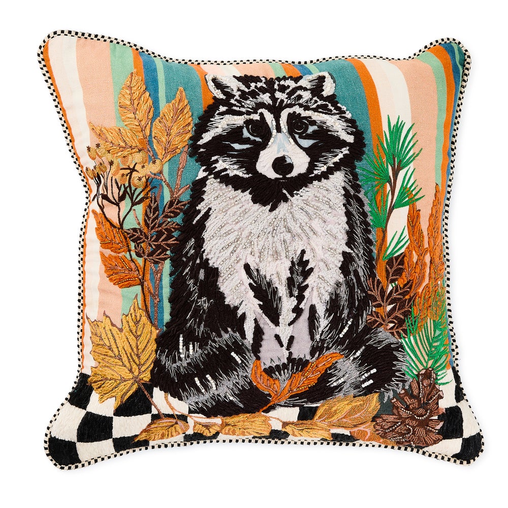 Raccoon Throw Pillow mackenzie-childs Panama imagen 1
