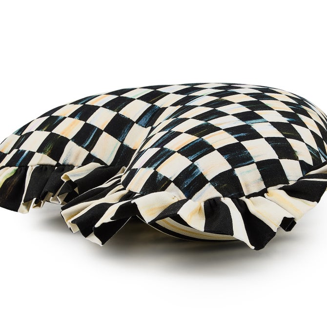 Courtly Heart Throw Pillow with Ruffle image number 3