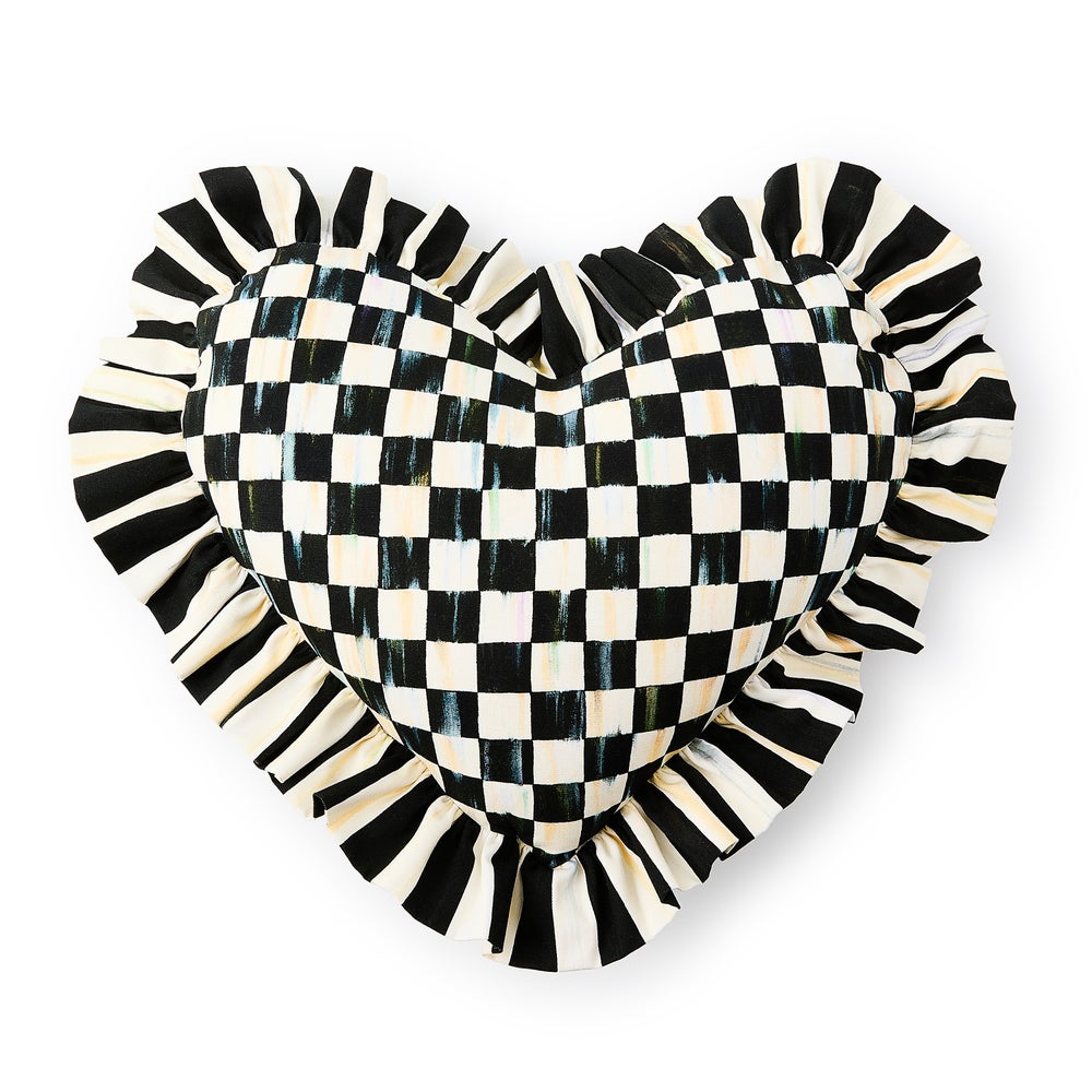 Courtly Heart Throw Pillow with Ruffle mackenzie-childs Panama imagen 1
