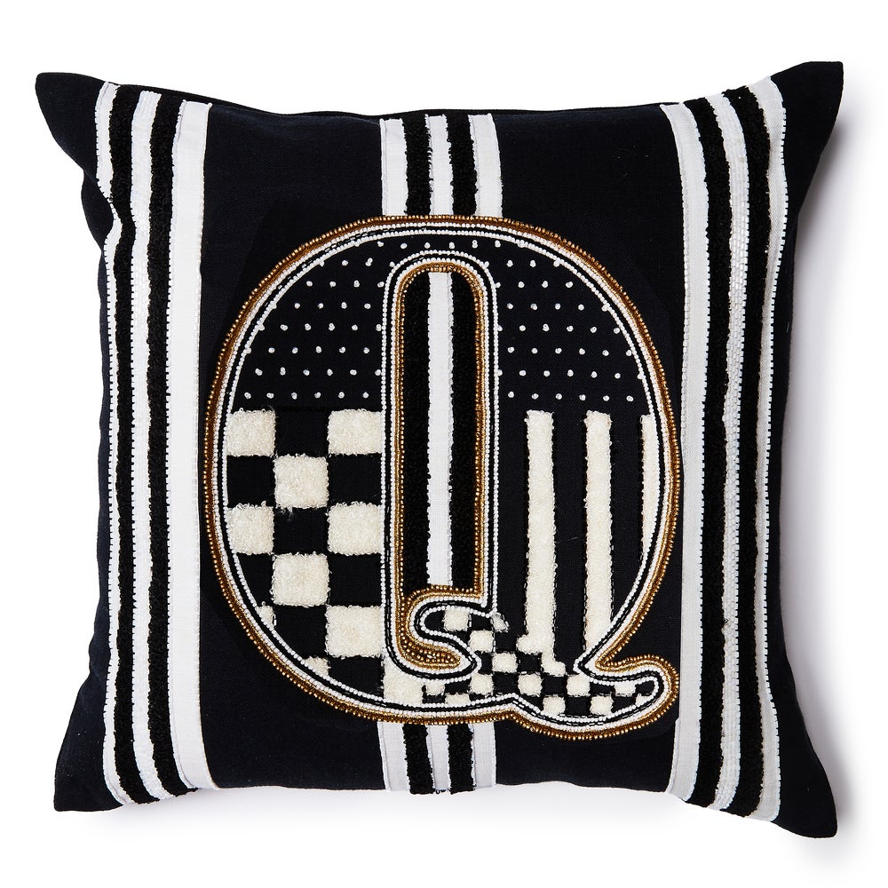 Monogram Throw Pillow - Q mackenzie-childs Panama imagen 1