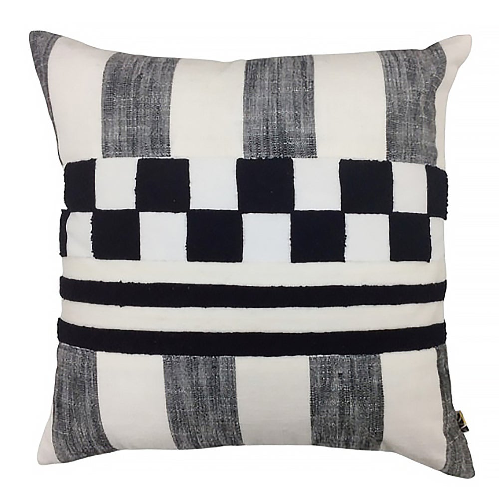Black Checks and Stripes Throw Pillow mackenzie-childs Panama imagen 1