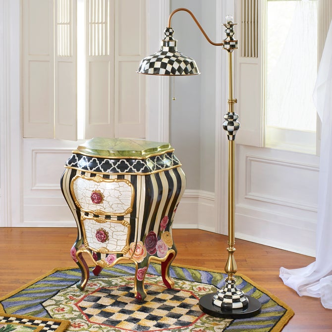 Courtly Farmhouse Floor Lamp image number 7