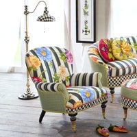 Courtly Farmhouse Floor Lamp
