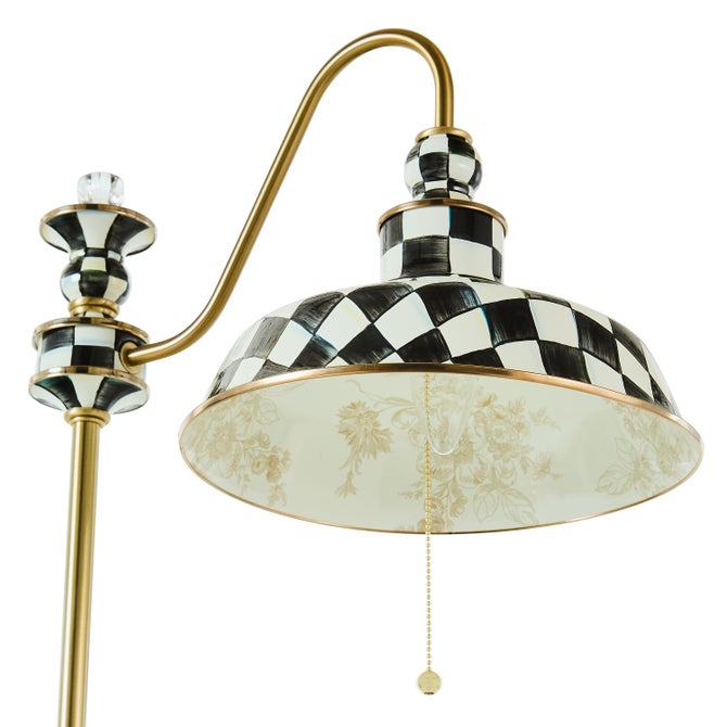 Courtly Farmhouse Floor Lamp image number 12