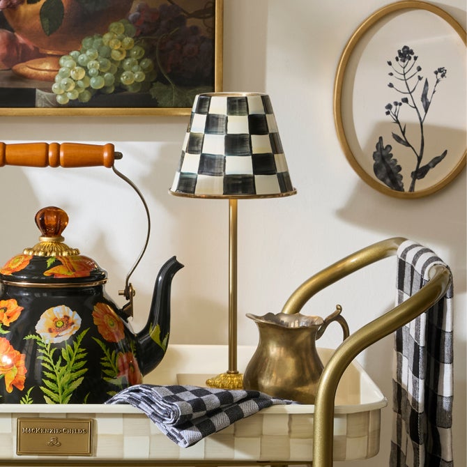 Courtly Check LED Rechargeable Cafe Table Lamp image number 6