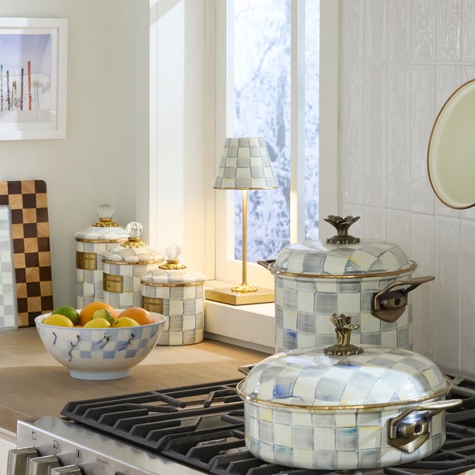 Sterling Check LED Rechargeable Cafe Table Lamp image number 5