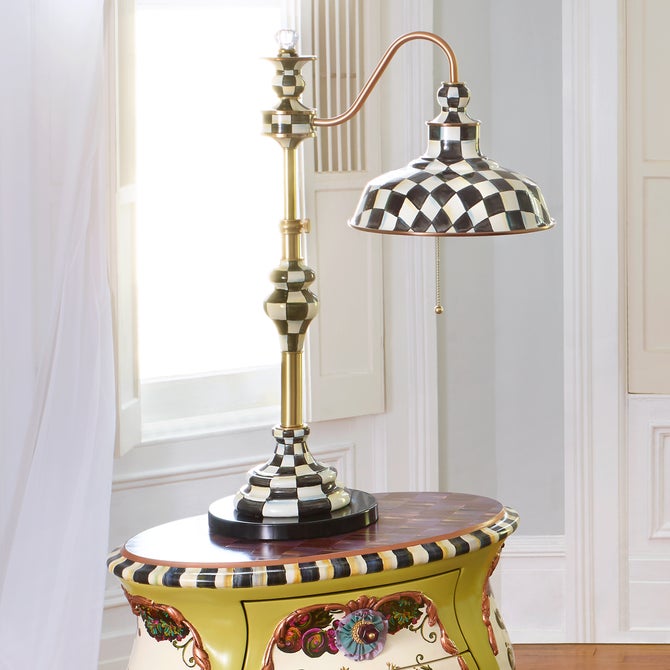Courtly Farmhouse Writer's Lamp image number 3